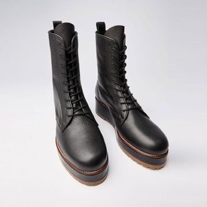 Reschia Rugged Boot RARE